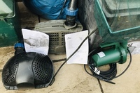 Job lot of pond equipment £100